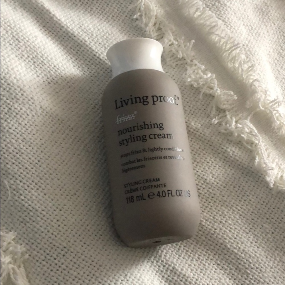 Anti frizz cream